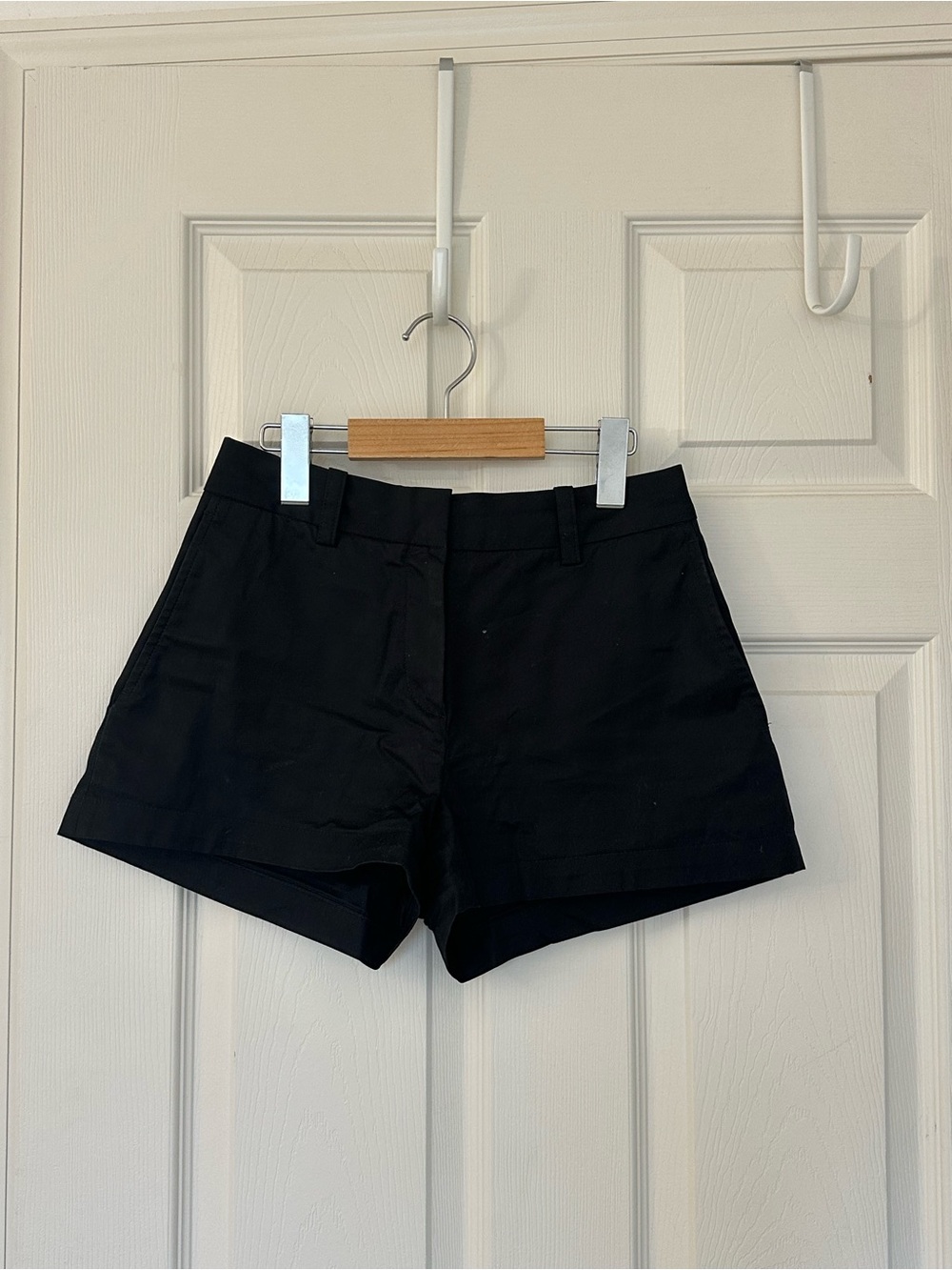 ARITZIA Black High Waist City Shorts